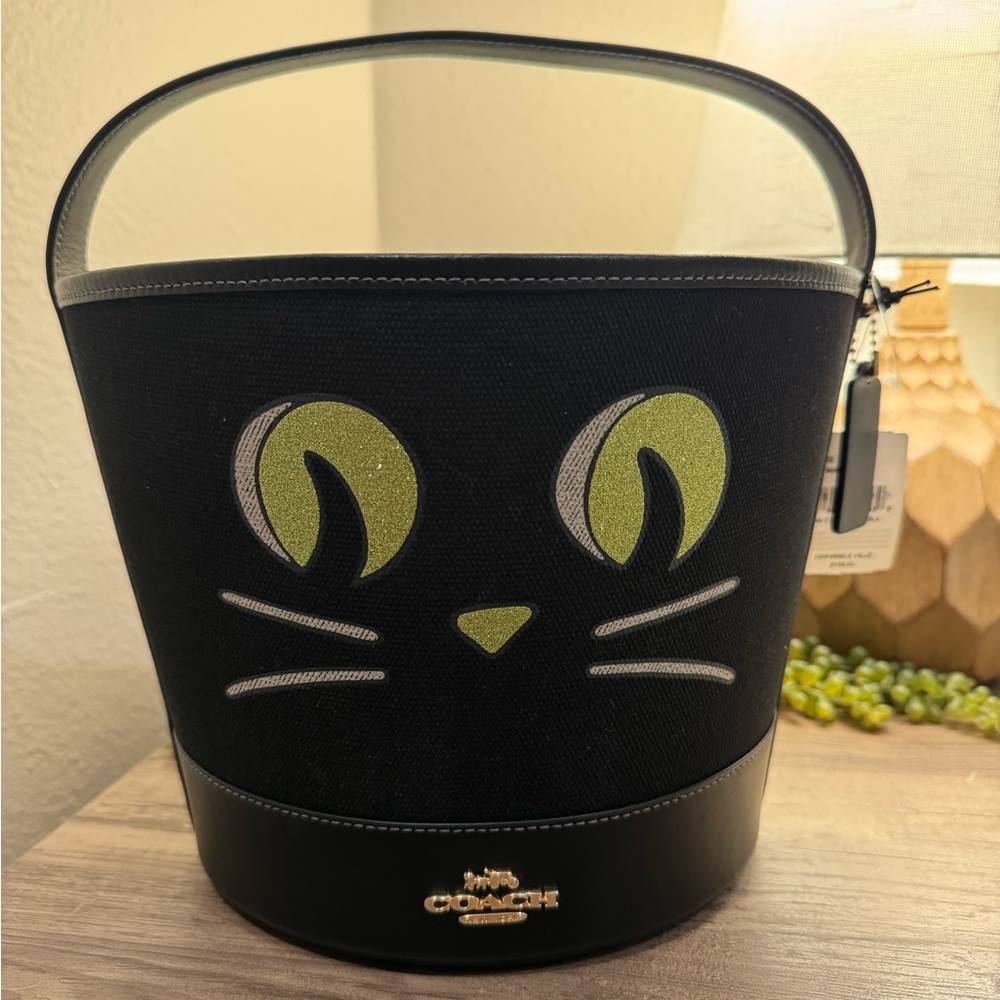 Coach Halloween bundle - Picture 5 of 7